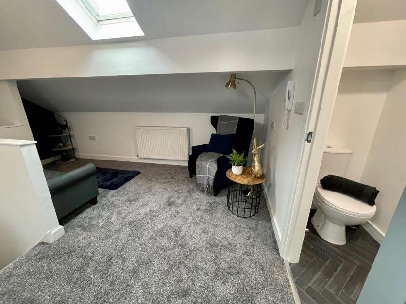 Boutique 5 Bed Home On Birdwell Road - Free Parking シェフィールド エクステリア 写真