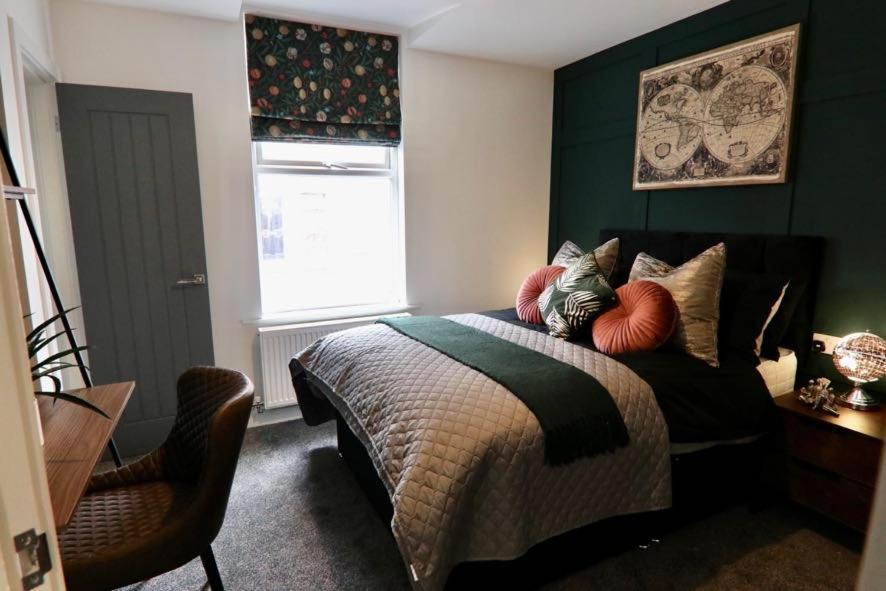 Boutique 5 Bed Home On Birdwell Road - Free Parking シェフィールド エクステリア 写真