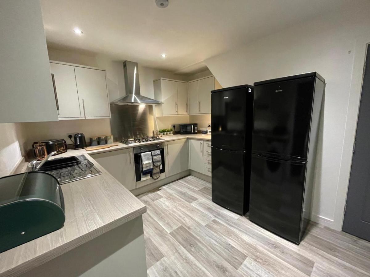 Boutique 5 Bed Home On Birdwell Road - Free Parking シェフィールド エクステリア 写真