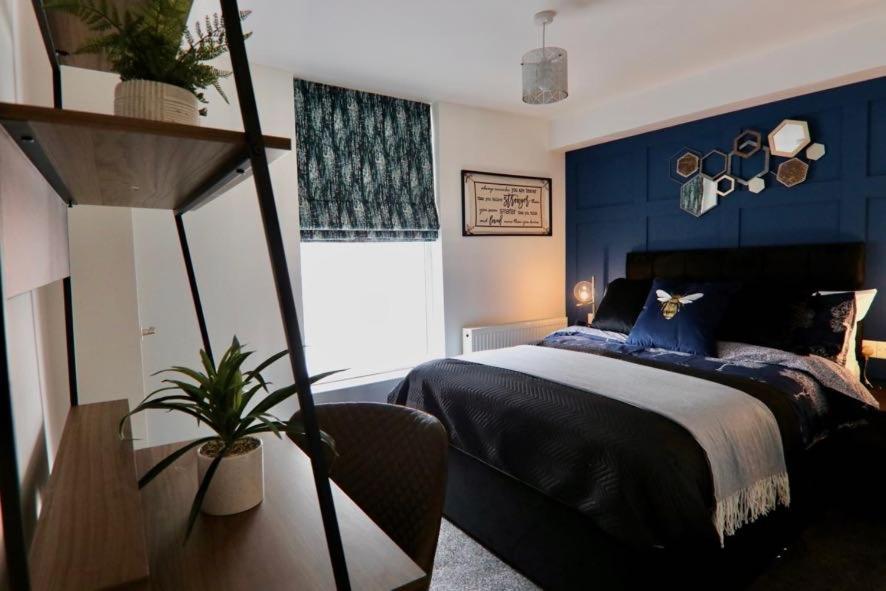 Boutique 5 Bed Home On Birdwell Road - Free Parking シェフィールド エクステリア 写真