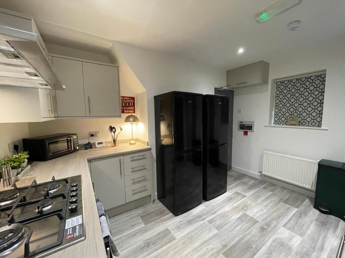 Boutique 5 Bed Home On Birdwell Road - Free Parking シェフィールド エクステリア 写真