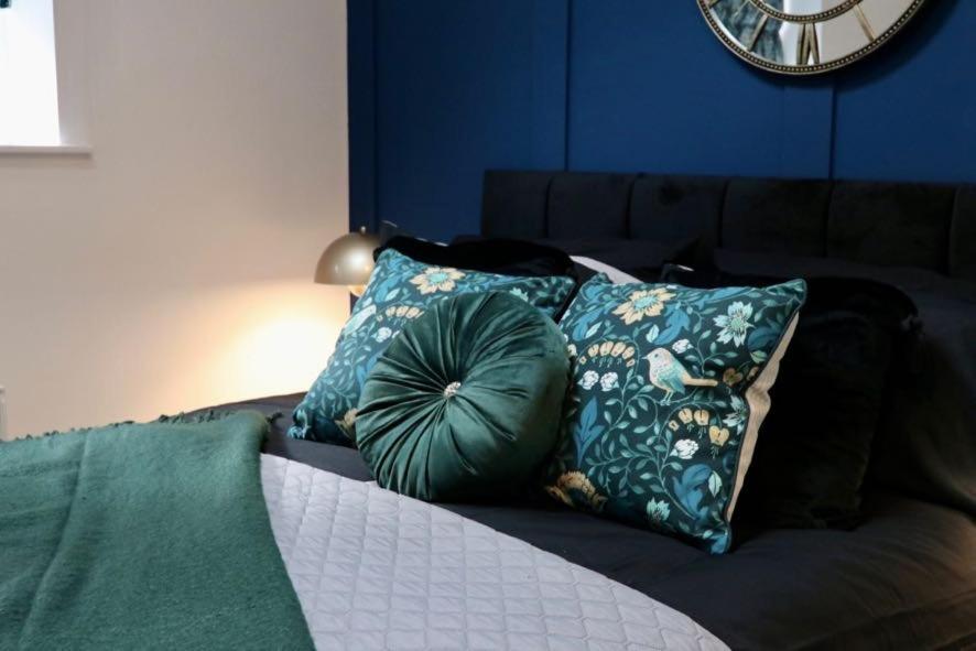 Boutique 5 Bed Home On Birdwell Road - Free Parking シェフィールド エクステリア 写真