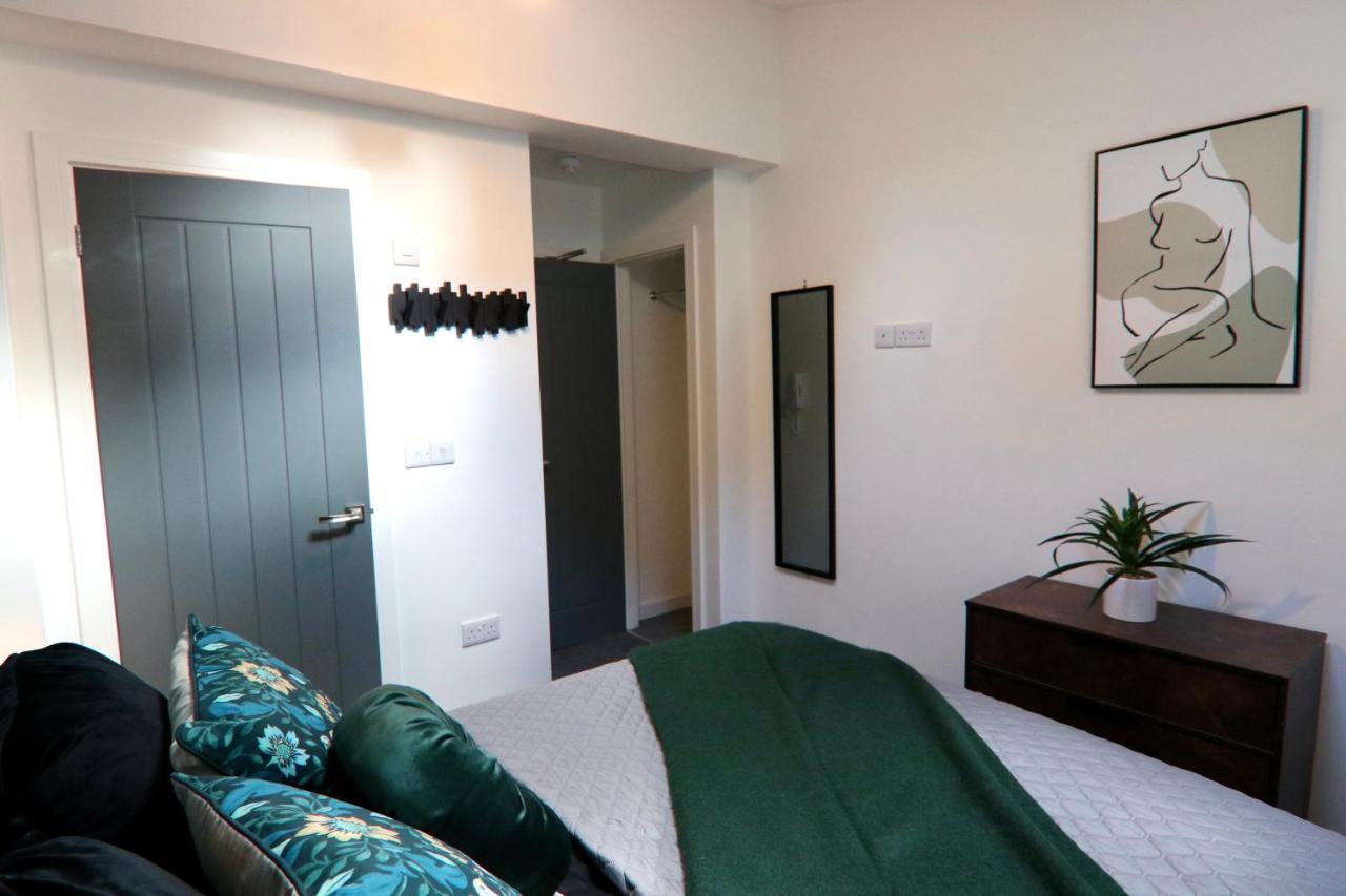 Boutique 5 Bed Home On Birdwell Road - Free Parking シェフィールド エクステリア 写真